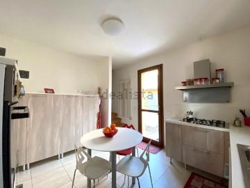 Villetta a schiera in vendita di 135 m² in Via Gaspare Finali