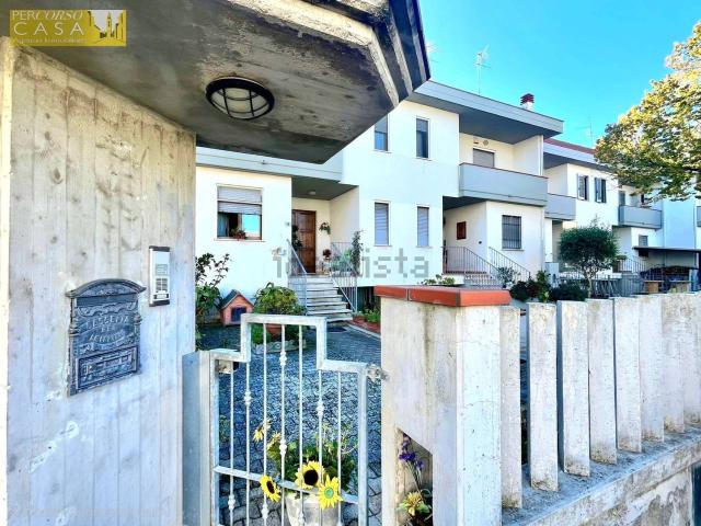 Villetta a schiera in vendita di 135 m² in Via Gioacchino Rossini