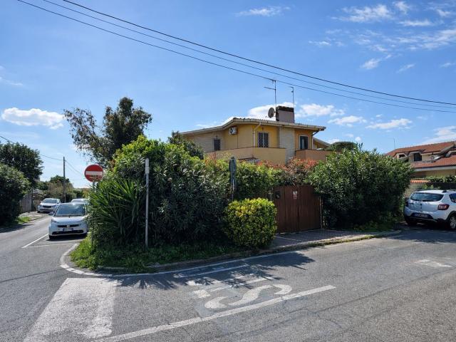 Villetta a schiera in vendita di 135 m² in Via Giovanni Paisiello, 24