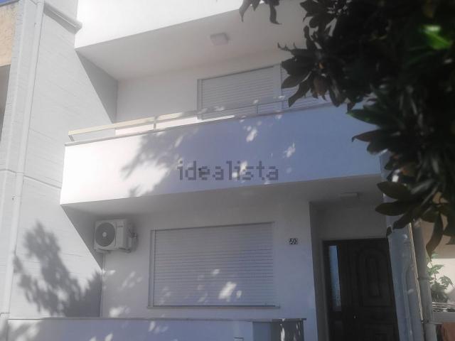 Villetta a schiera in vendita di 135 m² in Via degli Imperiali