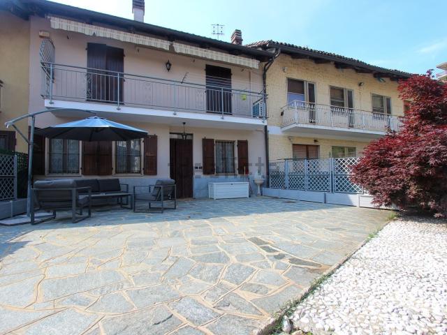 Villetta a schiera in vendita di 135 m² in Via della Chiesa, 4