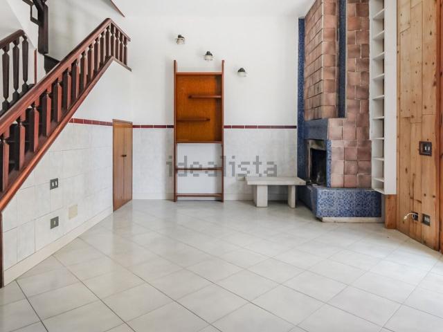 Villetta a schiera in vendita di 135 m² in Via Destra Canale Molinetto, 201