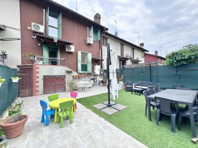 Villetta a schiera in vendita di 135 m² in Via E. Berlinguer, 11