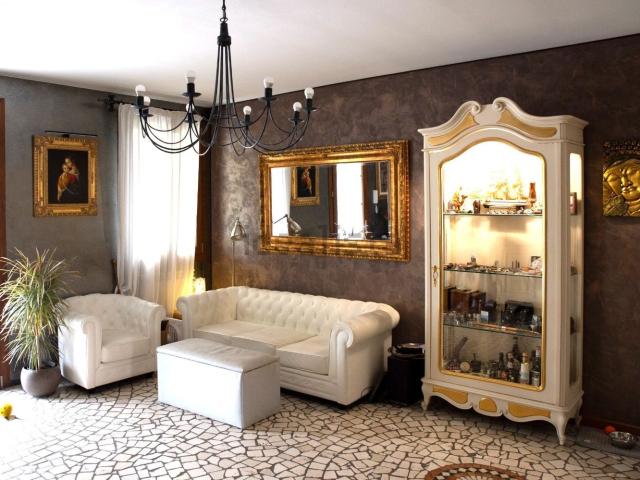 Villetta a schiera in vendita di 135 m² in Via Enrico Fermi