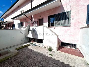 Villetta a schiera in vendita di 135 m² in Via Luigi Pietrobono