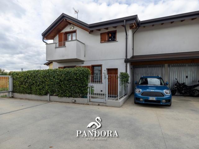 Villetta a schiera in vendita di 135 m² in Via M. Polo, 27