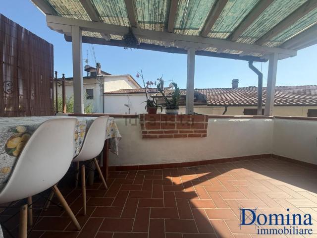 Villetta a schiera in vendita di 135 m² in Via Ripa, 54100