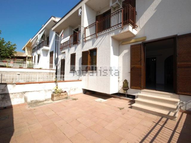 Villetta a schiera in vendita di 136 m²
