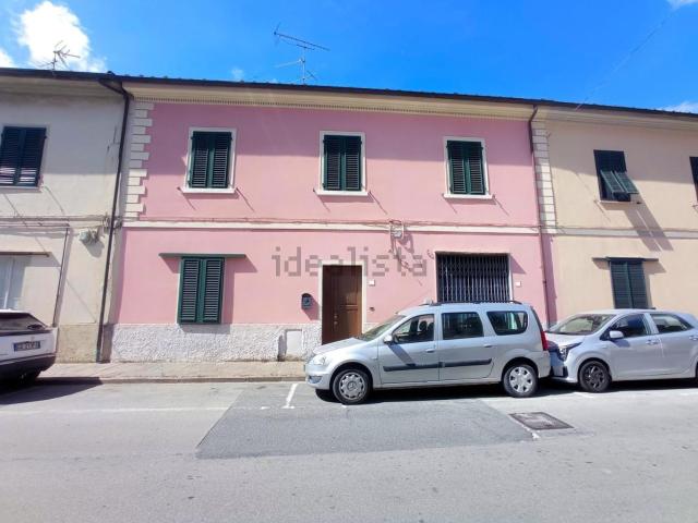 Villetta a schiera in vendita di 136 m² in Via XX Settembre, 56017