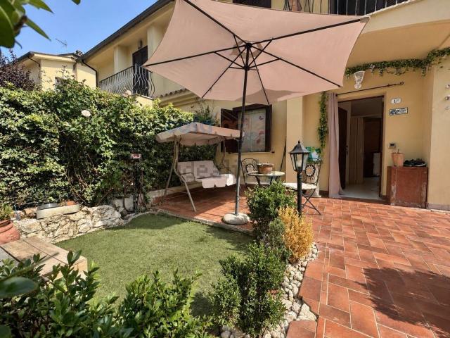 Villetta a schiera in vendita di 136 m² in Strada di Montoro