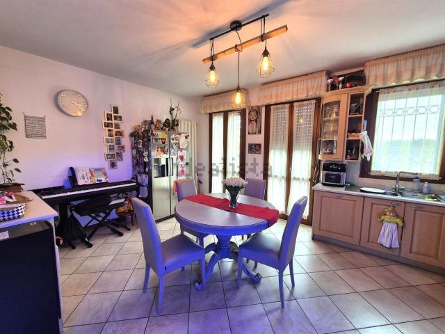 Villetta a schiera in vendita di 137 m²