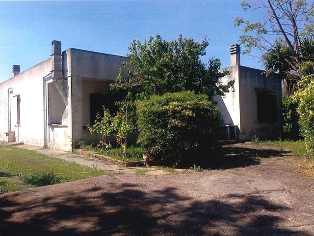Villetta a schiera in vendita di 137 m² in Via dei Salici, 41