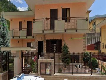 Villetta a schiera in vendita di 137 m² in Via Fraccopaldo