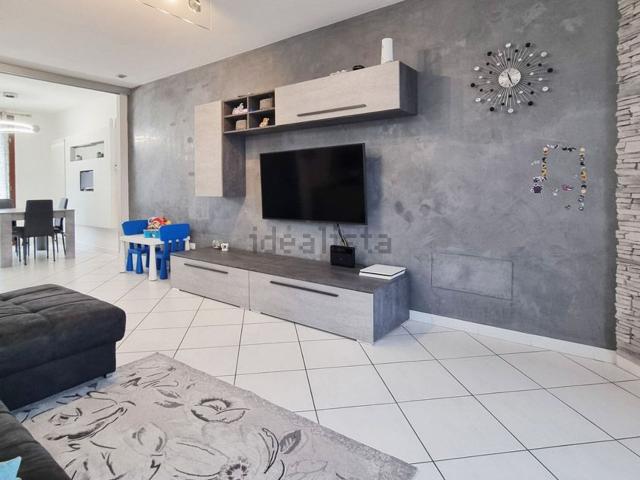 Villetta a schiera in vendita di 137 m² in Via Pascolon, 4