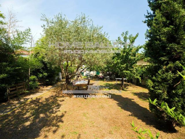 Villetta a schiera in vendita di 137 m² in Via Roma Capitale