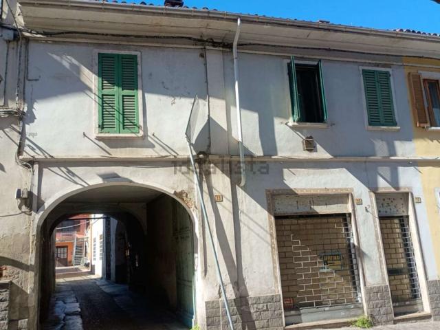 Villetta a schiera in vendita di 138 m² in Via Cesare Cunietti, 33