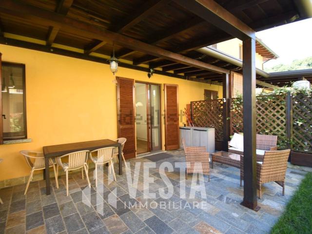 Villetta a schiera in vendita di 138 m² in Via San Pietro
