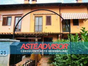 Villetta a schiera in vendita di 138 m² in Strada America Boschi, 27