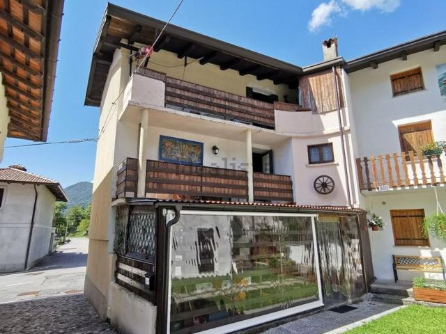 Villetta a schiera in vendita di 139 m² in Via Centro