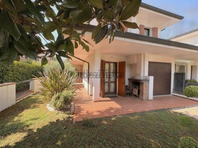 Villetta a schiera in vendita di 139 m² in Via Don Bosco