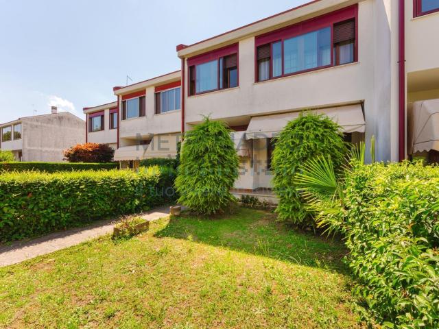 Villetta a schiera in vendita di 139 m² in Via Picasso, 27