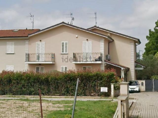 Villetta a schiera in vendita di 140 m² in Traversa I Via delle Pierone