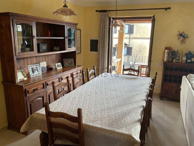 Villetta a schiera in vendita di 140 m² in Via Cavalieri di Vittorio Veneto