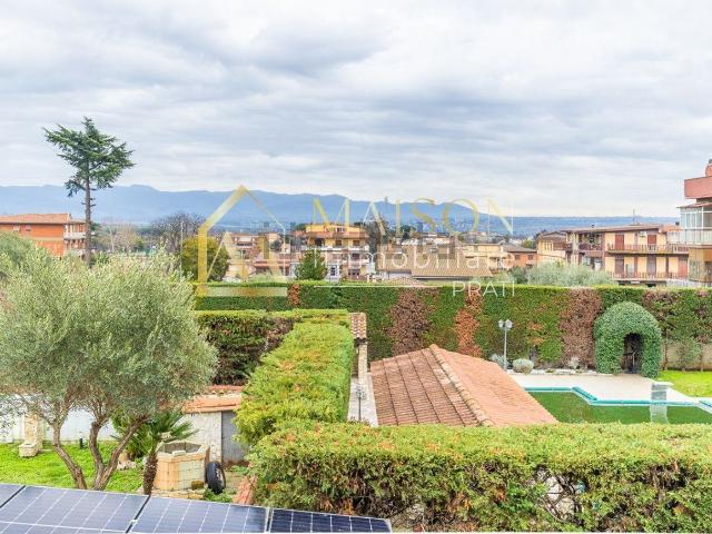 Villetta a schiera in vendita di 140 m² in Via Busachi