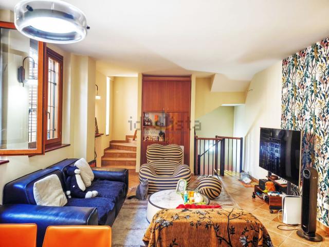 Villetta a schiera in vendita di 140 m² in Via de Rocchi, 10