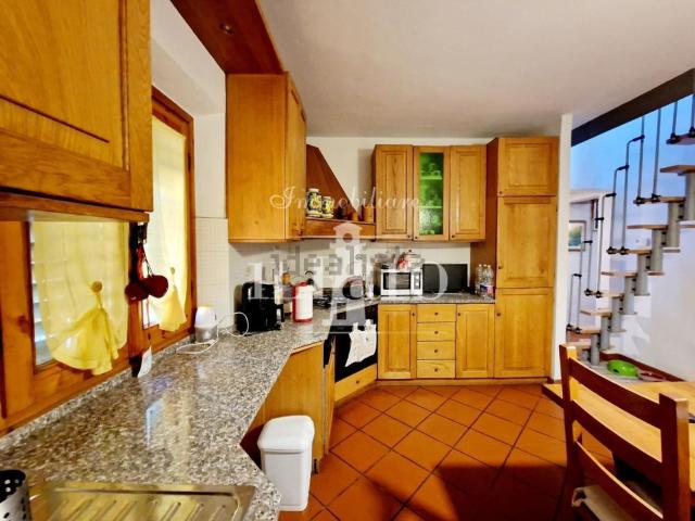 Villetta a schiera in vendita di 140 m² in Via del Castello, 50058