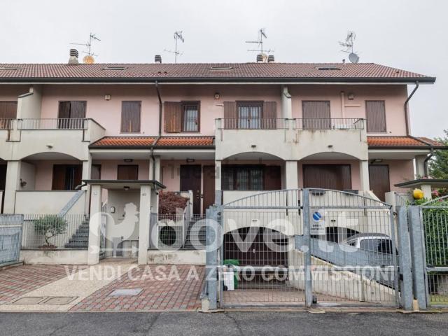 Villetta a schiera in vendita di 140 m² in Via Edoardo Bianchi, 49