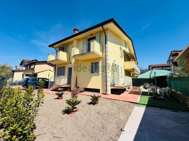 Villetta a schiera in vendita di 140 m² in Via Ferdinando Compagni