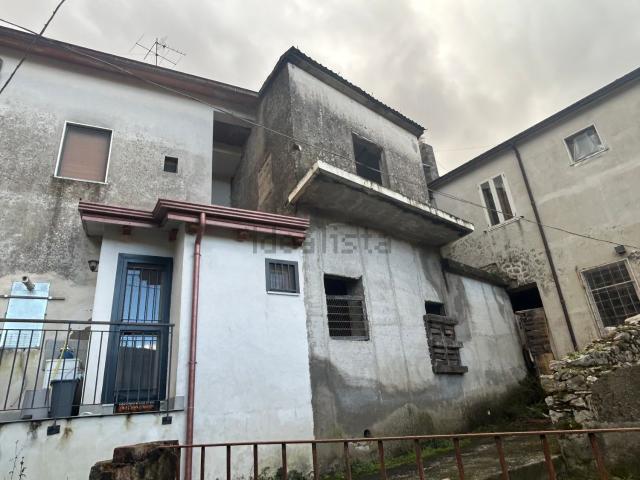 Villetta a schiera in vendita di 140 m² in Via Francesco Solimene, 10