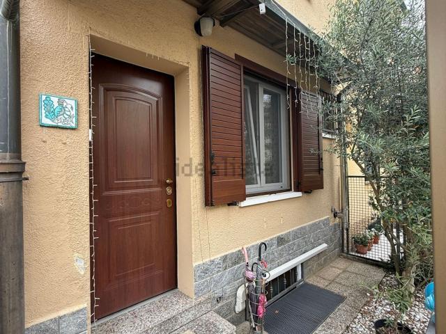 Villetta a schiera in vendita di 140 m² in Via Lonate Pozzolo