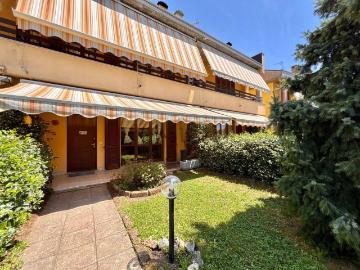 Villetta a schiera in vendita di 140 m² in Via Monte San Primo