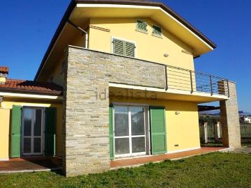 Villetta a schiera in vendita di 140 m² in Via Marina, 6