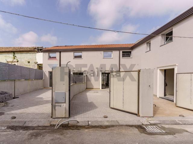 Villetta a schiera in vendita di 140 m² in Via Salvatore Tomaselli, 1