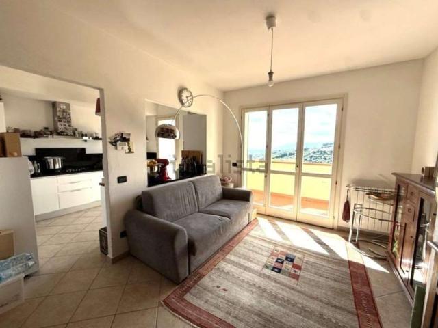 Villetta a schiera in vendita di 140 m² in Via Sambarontana