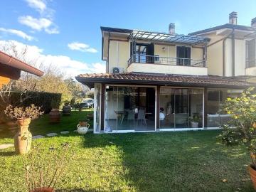 Villetta a schiera in vendita di 140 m² in Via San Lorenzo