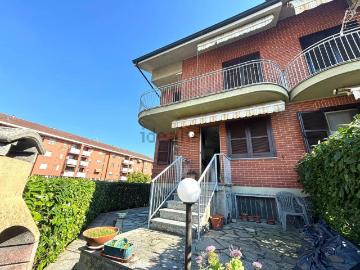 Villetta a schiera in vendita di 140 m² in Via Don Sturzo, 1