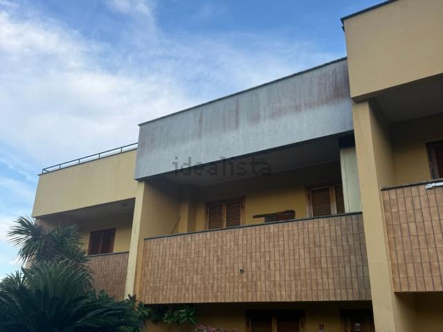 Villetta a schiera in vendita di 140 m² in Via Pinetella, 17