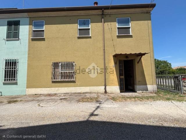 Villetta a schiera in vendita di 140 m² in Via Reale, 285