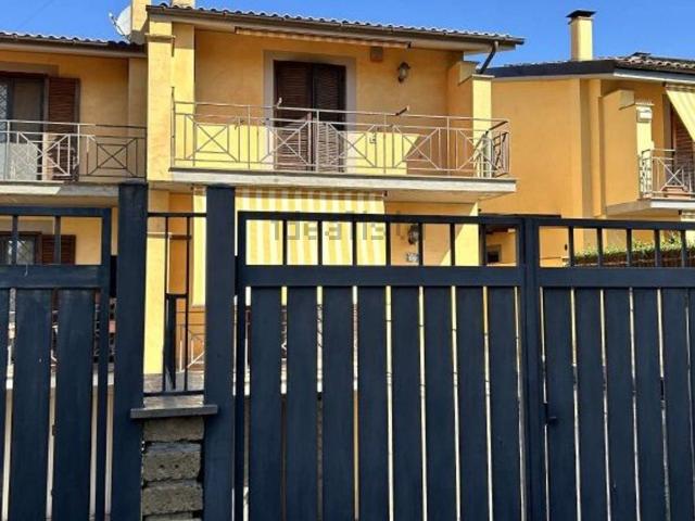 Villetta a schiera in vendita di 140 m² in Località Caio