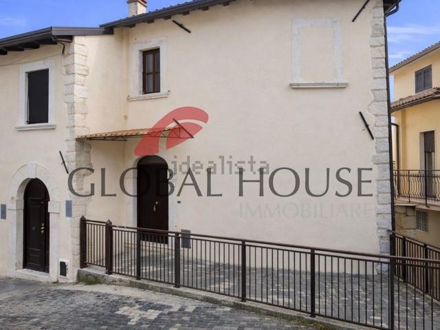 Villetta a schiera in vendita di 140 m² in Piazza Francesco Baracca, 10