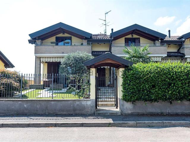 Villetta a schiera in vendita di 141 m²