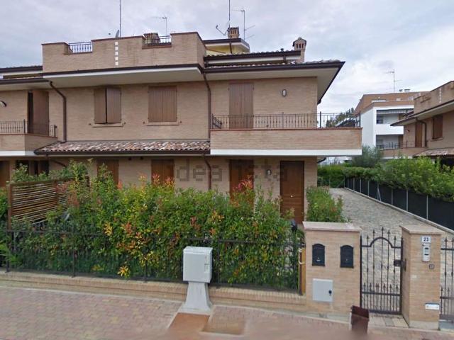 Villetta a schiera in vendita di 141 m² in Via Gaio Plinio II, 23