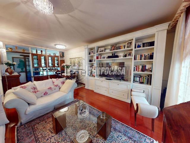 Villetta a schiera in vendita di 141 m² in Via Dante Chiasserini