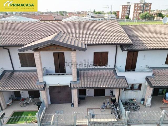 Villetta a schiera in vendita di 142 m² in Via Amerigo Vespucci