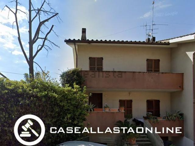 Villetta a schiera in vendita di 142 m² in Via Sibillini