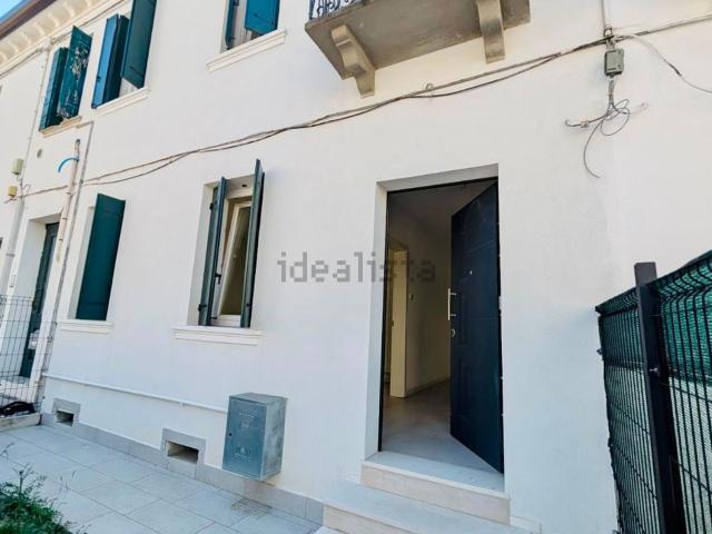 Villetta a schiera in vendita di 90 m² in Via Gazzera Alta
